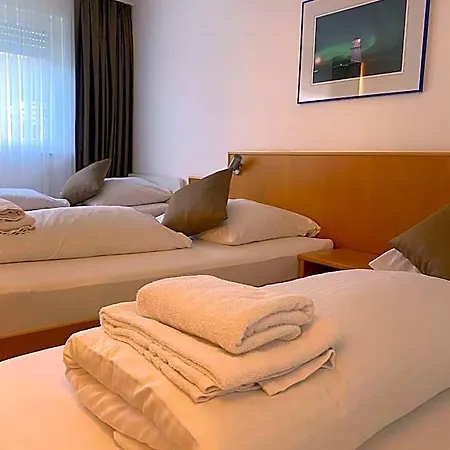 Elha 3* Estugarda