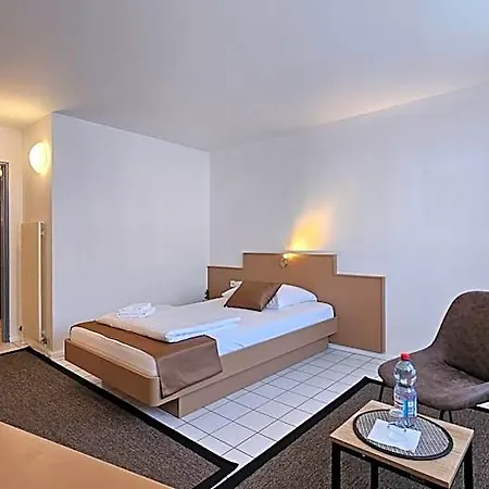 Elha 3* Estugarda